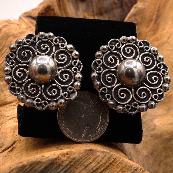 Vintage Concho Domed & Swirly Sterling Silver Stud Earrings Mexico Clip-on - Picture 7 of 9